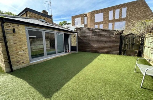 South Twickenham Apartment | Twickenham Green