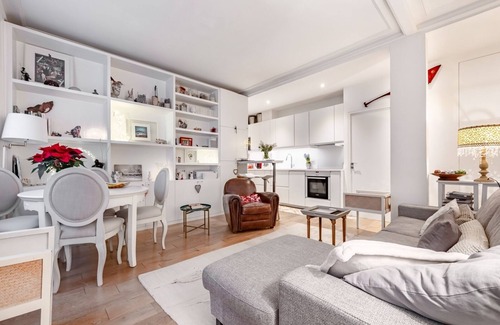 Batignolles Apartment | Twilight Glow, by Veeve