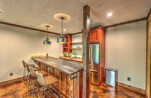 Blue Ridge Cabin | Twin Creeks Dream ~ Creek Front Modern LUXURY ~ Playground, Hot tub, Fire pit!