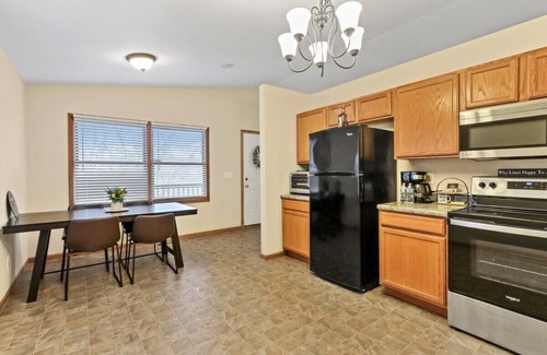 Twin Lakes House | Twin Lakes Dog Friendly Home |Wooded Backyard |Balcony |Short Drive to Alpine & Wilmot Ski Resorts