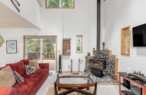 Packwood House | Twin Mayples Cabin, Mt Rainier