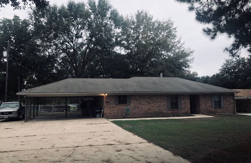 Smith County House | Twin Pines Lake House with direct access to water.