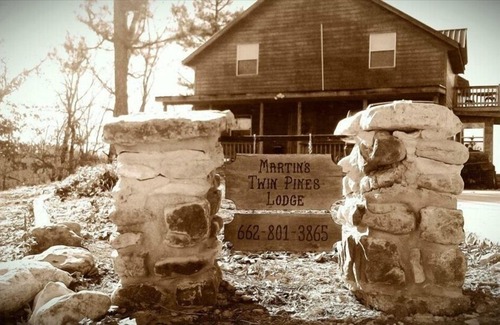 Mountain View Cabin | Twin Pines Lodge, Mountain Top Lodge Overlooking White River