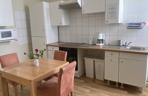 Bremerhaven Apartment | Twin room-Shared Bathroom-Balcony