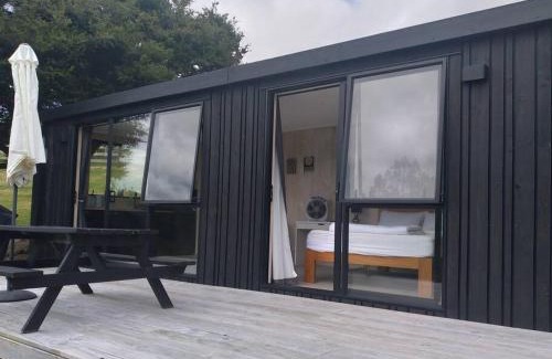 Mangawhai Apartment | Twin Totara Cottage