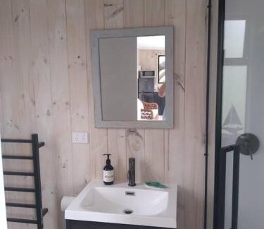 Mangawhai Apartment | Twin Totara Cottage