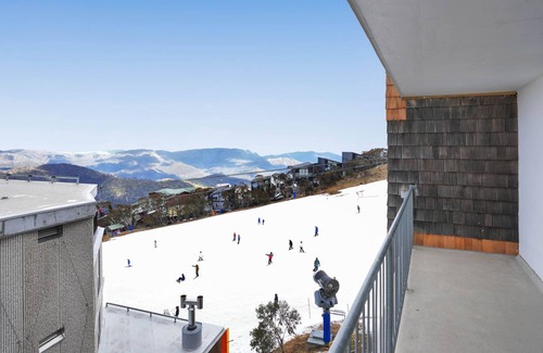 Mount Buller Apartment | TWIN TOWERS 501A - Mt Buller Apartment