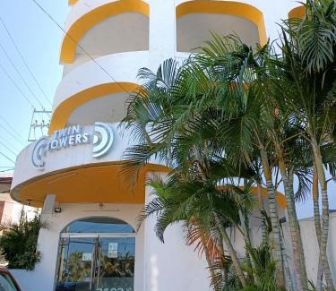 Caleta Apartment | Twin Towers Tres Mares