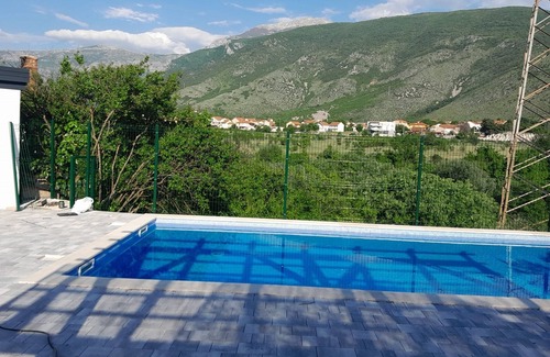 Mostar Apartment | Twins Land - Apartment with Swimming Pool