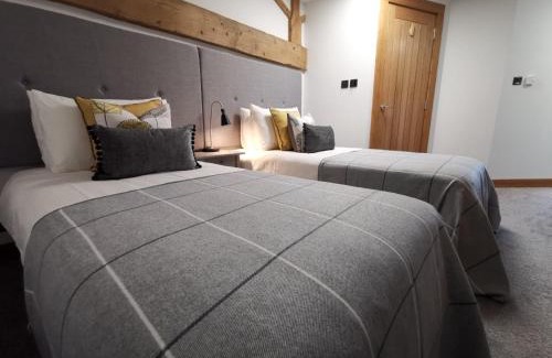 Frampton House | Twitter Barn