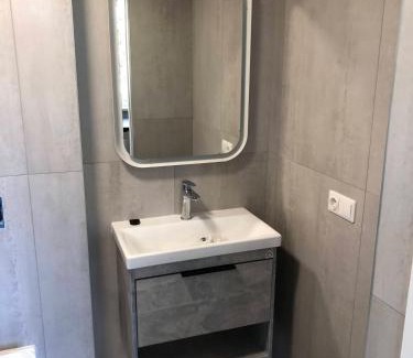 Birstonas Apartment | TWIX dvi skirtingos gretimos erdvės