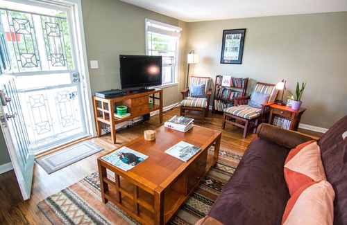 Lockeland Springs Apartment | Two 1bed/1bath apartments with 325 5* Reviews on another site