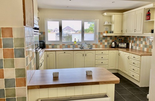 Trearddur Bay House | Two 4 or one 8 bed family house sleeps 7/15 close to beach. Full refurb Aug 2020