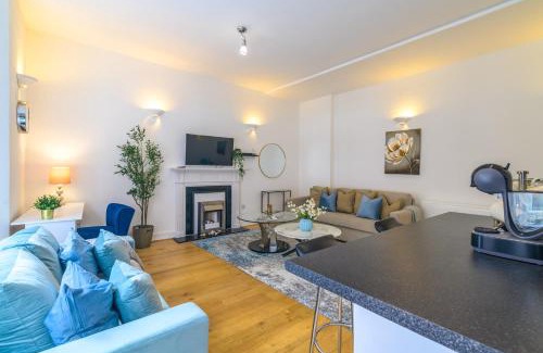 Fitzrovia Apartment | Two Bed Apartment By LiveStay Short Lets & Serviced Accommodation London Near Oxford Circus