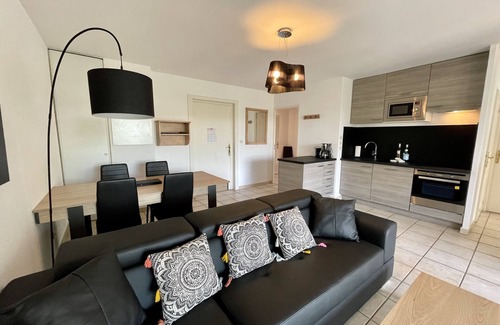 Grimaud Apartment | Two bed apartment with Pool close to Grimaud Village