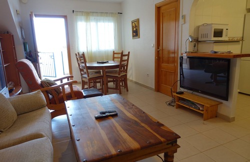 Gran Alacant Apartment | Two Bed, Two Bath, ground floor apartment, Aircon, WiFi, communal pool.