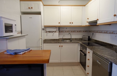 Gran Alacant Apartment | Two Bed, Two Bath, ground floor apartment, Aircon, WiFi, communal pool.