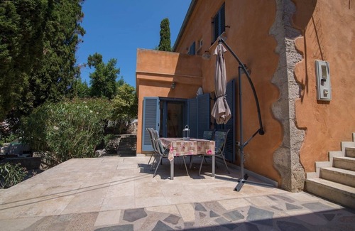 Veli Losinj Apartment | Two bedroom apartment with terrace Veli Lošinj, Lošinj (A-21187-a)