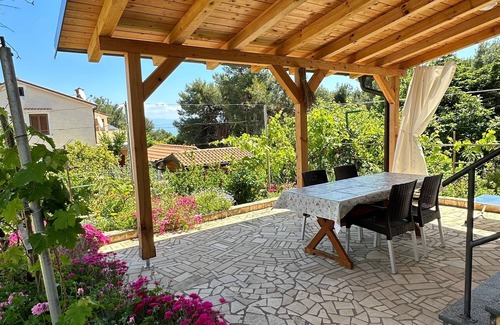Cove Murtar Apartment | Two bedroom apartment with terrace Mali Lošinj, Lošinj (A-14844-b)