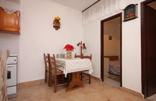 Sveti Jakov Apartment | Two bedroom apartment with terrace Stivan, Cres (A-382-c)