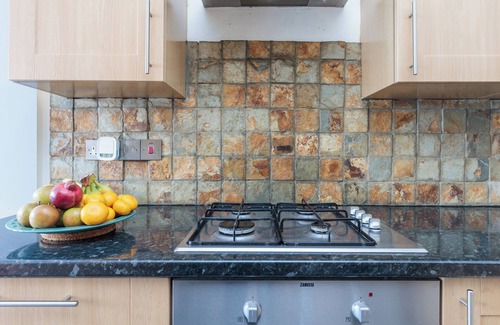 Hanwell Apartment | Two Bedroom Apartment At Heart Of Hanwell