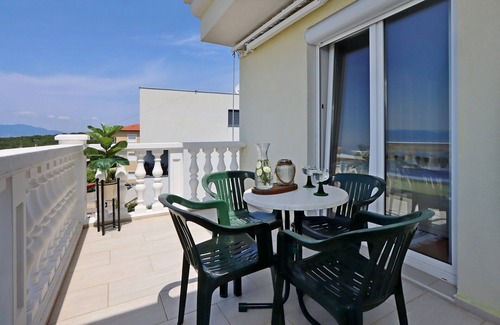 Kostrena Apartment | Two bedroom apartment with terrace and sea view Kostrena, Rijeka (A-23422-d)
