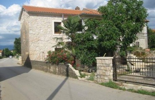 Gabonjin Apartment | Two bedroom apartment with terrace Gabonjin, Krk (A-23523-a)
