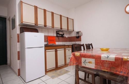 Povljana Apartment | Two bedroom apartment with terrace and sea view Povljana, Pag (A-6502-a)