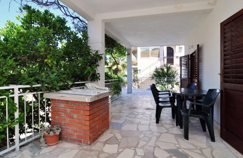 Podglavica Apartment | Two bedroom apartment with terrace and sea view Stupin Čeline, Rogoznica (A-2096-a)