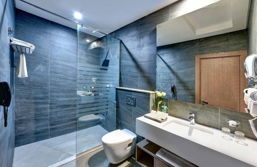 Dubai Investment Park Hotel | Two Bedroom Apartment In DIP By Luxury Bookings