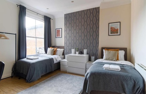 Bedford Apartment | Two Bedroom Apartment in Tooting