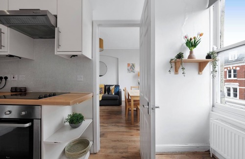 Muswell Hill Apartment | Two Bedroom Apartment Muswell Hill | Second Floor