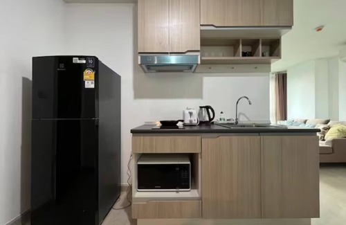 Khlong Toei Condo | two-bedroom apartment/monthly rent can use swimming pool and gym