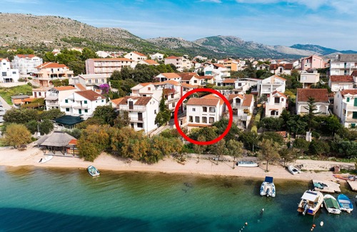 Grebastica Apartment | Two bedroom apartment near beach Grebaštica, Šibenik (A-461-d)