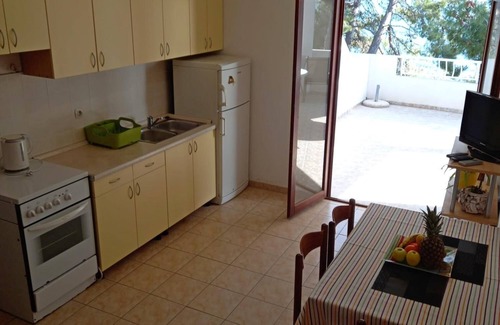 Ivan Dolac Apartment | Two bedroom apartment near beach Ivan Dolac, Hvar (A-21269-d)