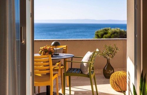 Stara Baska Apartment | Two bedroom apartment near beach Stara Baška, Krk (A-23800-a)