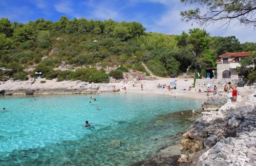 Zavalatica Apartment | Two bedroom apartment near beach Zavalatica, Korčula (A-183-c)