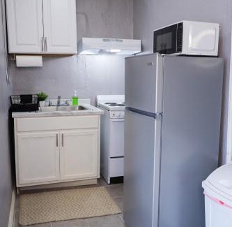 Western Division Apartment | Two bedroom apartment