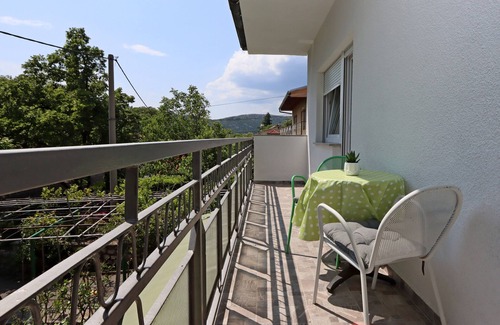 Bribir Apartment | Two bedroom apartment with terrace and sea view Bribir, Novi Vinodolski (A-19862-a)