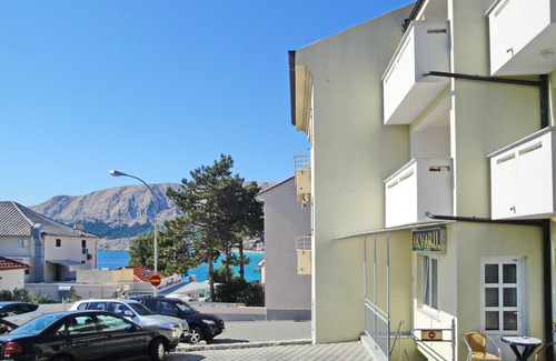 Baska Apartment | Two bedroom apartment with terrace Baška, Krk (A-18775-b)