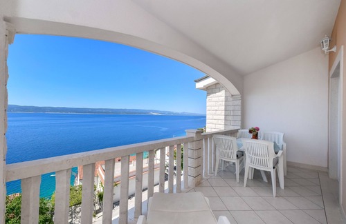 Pisak Apartment | Two bedroom apartment with terrace and sea view Pisak, Omiš (A-10323-c)