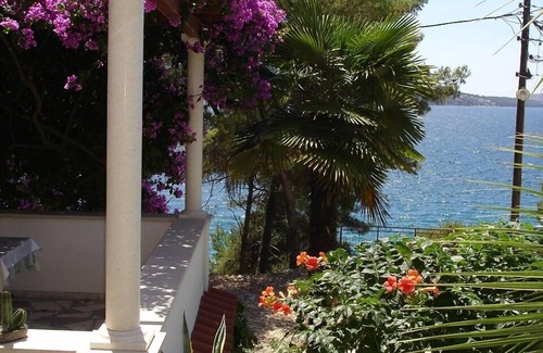 Trogir Apartment | Two bedroom apartment with terrace and sea view Trogir (A-11895-a)