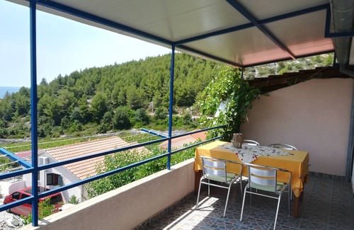 Ivan Dolac Apartment | Two bedroom apartment with terrace and sea view Ivan Dolac, Hvar (A-8797-a)