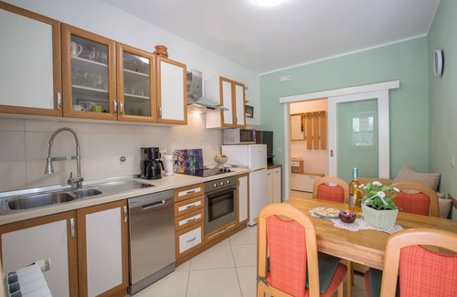Porec Apartment | Two bedroom apartment with terrace Poreč (A-2216-a)
