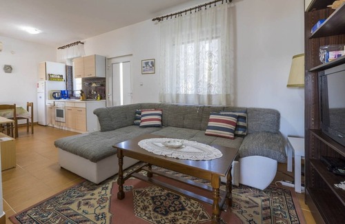 Selce Apartment | Two bedroom apartment with balcony and sea view Selce, Crikvenica (A-4801-a)