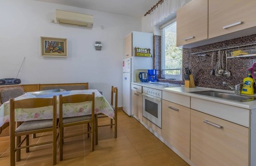 Selce Apartment | Two bedroom apartment with balcony and sea view Selce, Crikvenica (A-4801-a)