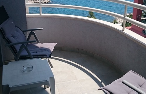 Znjan Apartment | Two bedroom apartment with terrace and sea view Split (A-2983-a)
