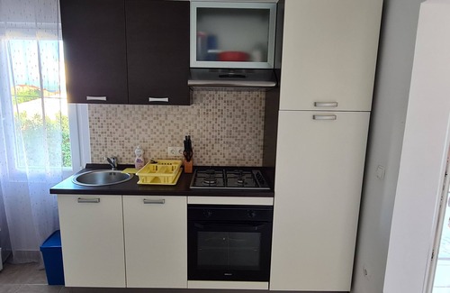 Barbat na Rabu Apartment | Two bedroom apartment with balcony and sea view Barbat, Rab (A-4951-b)