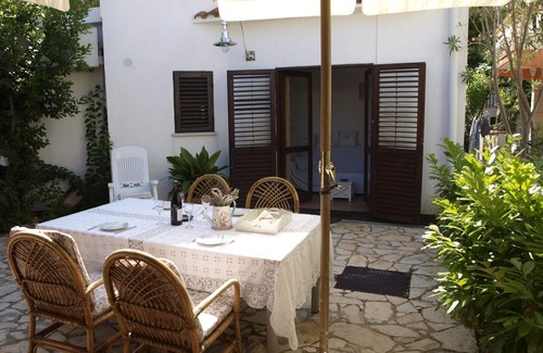 Vir Apartment | Two bedroom apartment with terrace Vir - Kozjak, Vir (A-16734-a)
