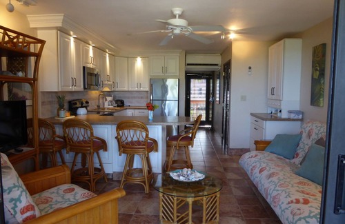 Red Hook Condo | Two bedroom beachfront condo at Sapphire Beach!